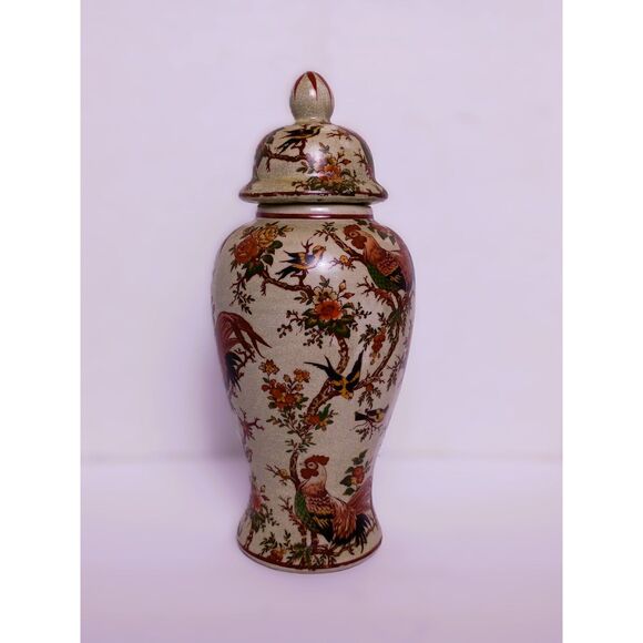 Vintage Mid Century Chinese Famille Rose Porcelain Ginger Jar or Temple Jar - Picture 2 of 11